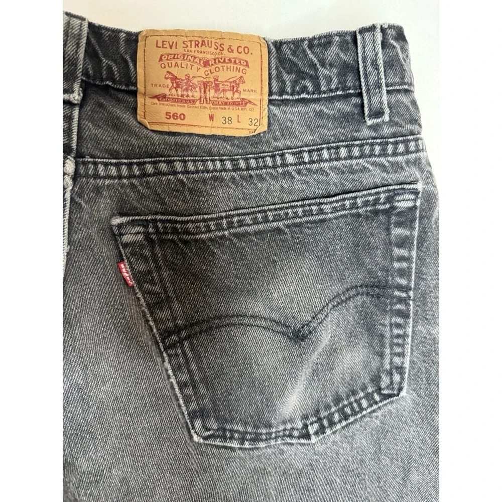 Vintage Levi's 560 Jeans 38x32 Black Loose Tapered Made in USA 90's 1993 Fading